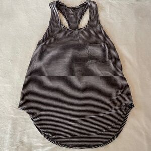 LULULEMON  TANK TOP